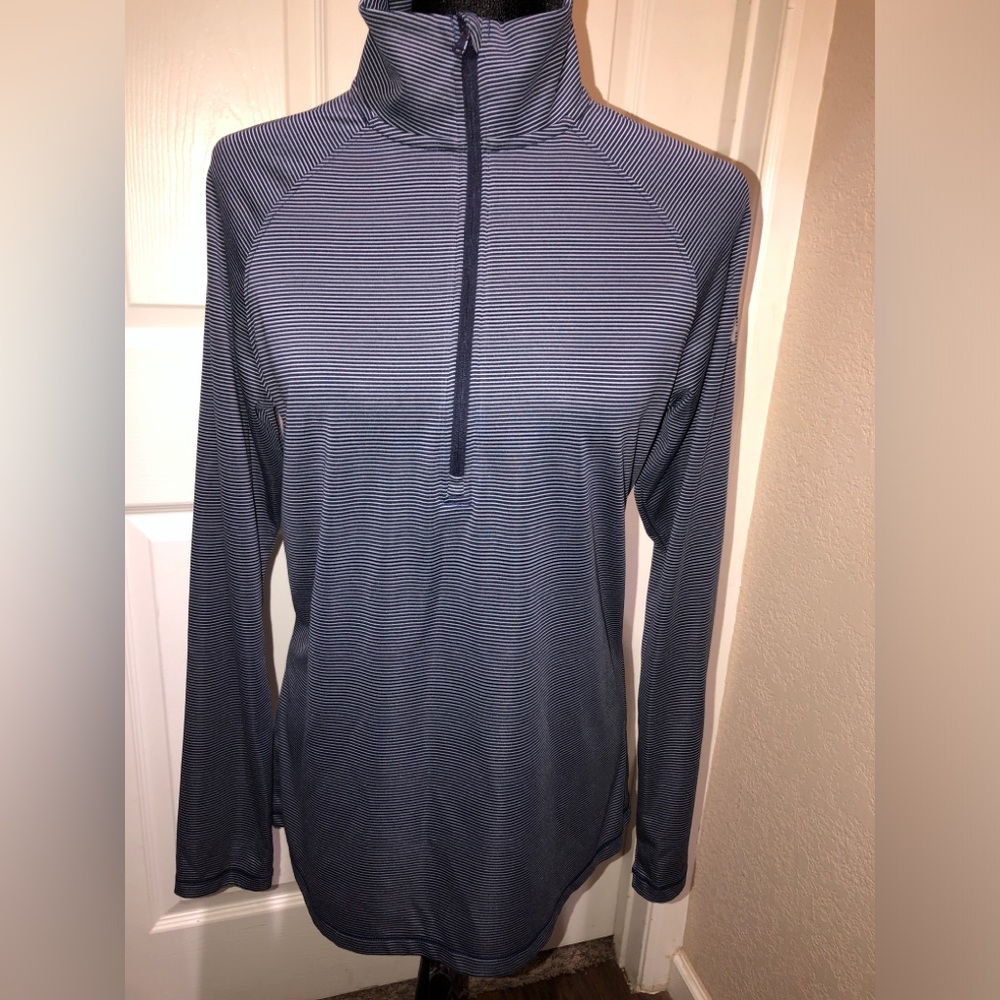 PREOWNED UNDER ARMOUR Women's Corporate Tech Stripe Quarter-Zip Top SZ M